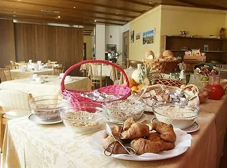 Hotel Crimea Wine