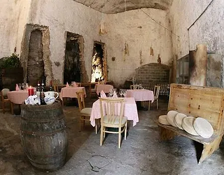 Crimea Wine